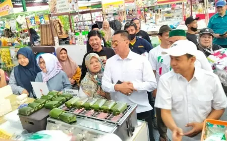 Pedagang Pasar Klojen Enggan Pilih Calon selain Abah Anton