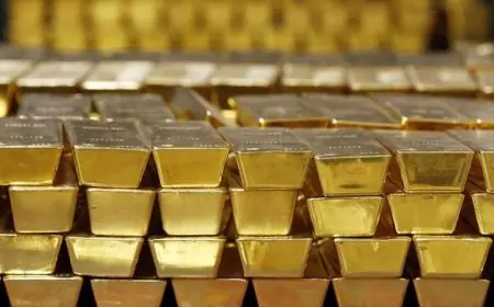 Harga Emas Melonjak Dekati Rekor Tertinggi, Didukung Pemangkasan Suku Bunga dan Ketegangan Geopolitik