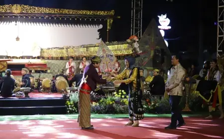 Malam HUT ke 23 Kota Batu, Dimeriahkan Pagelaran Wayang Kulit Lakon Arjuna Wiwaha
