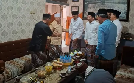 Ikut Rayakan HSN 2024, Paslon WALI Sowan ke Ulama dan Santri