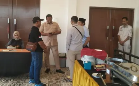 Bawaslu Jombang Ditolak Saat Kroscek Agenda Kades Berbau Politik Pilkada di Hotel Green Red