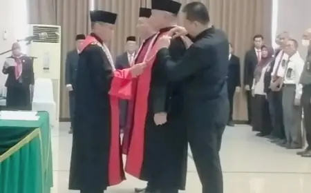 Manisnya Pujian Ketua PN Surabaya Berubah Pahit usai OTT Hakim yang Vonis Bebas Ronald Tannur