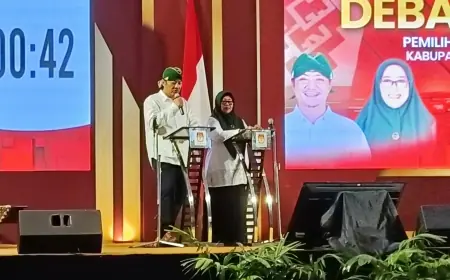 Tampil Tenang dan Merakyat di Debat Publik, Deny Widyanarko Rebut Hati Masyarakat