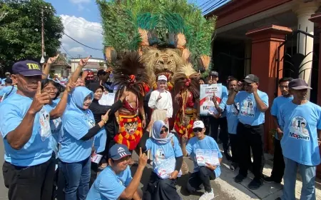 Diiringi Reog dan Jathilan, Vinanda Door to Door Sapa Warga Ketami, Kota Kediri
