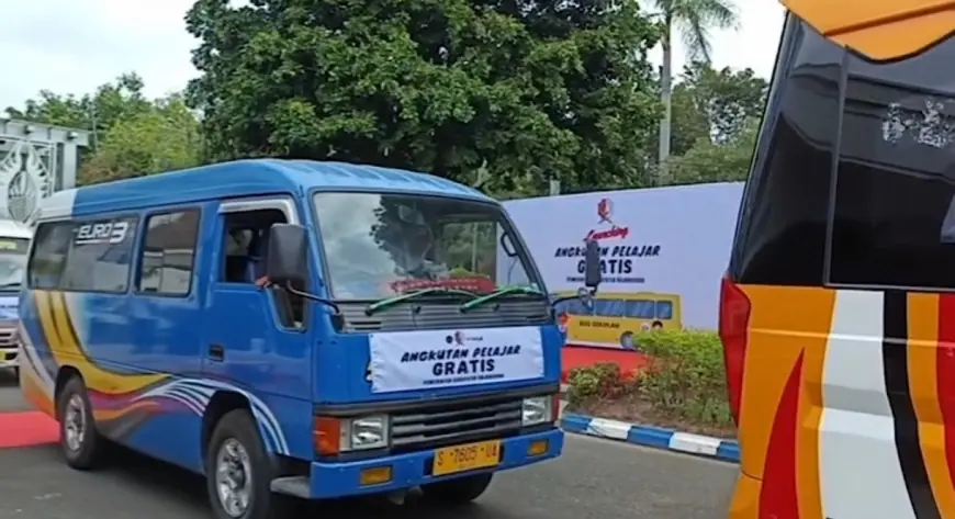 Pemkab Bojonegoro Luncurkan Angkutan Gratis Bagi Pelajar