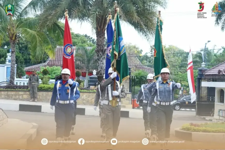 Kirab Pataka Jer Basuki Mawa Beya Sambut Hari Jadi ke-79 Pemprov Jatim