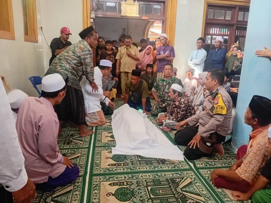 Dituding Punya Ilmu Sihir, Warga Desa Jambesari Bondowoso Lakukan Sumpah Pocong