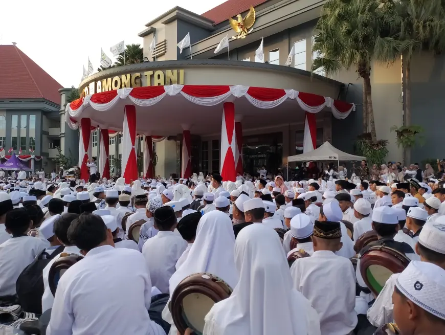 H-1 HUT Batu, Balai Kota Among Tani Bergemuruh Kumandang Selawat