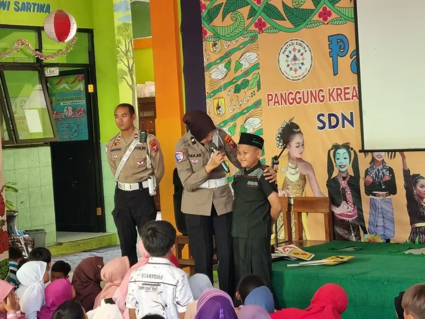 Satlantas Polres Madiun Kota Sosialisasikan Operasi Zebra Semeru 2024 ke Siswa SD