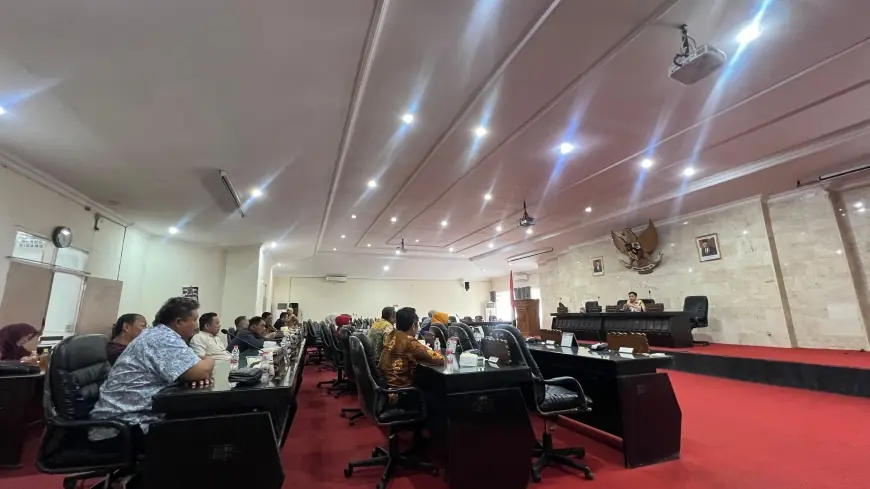 Diundang Bahas AKD DPRD, PAN dan Nasdem Malah Mangkir