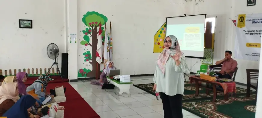 Dosen Universitas Indonesia Gelar Sosialisasi Parenting di RA Al-Jauhar Malang