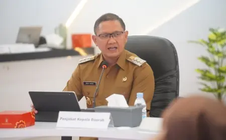 Masyakarat Kota Batu Keluhkan Penempatan Baliho Peserta Pilkada