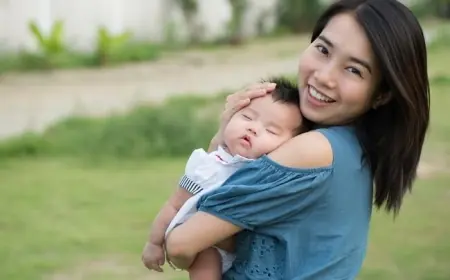 Kapan Bayi Baru Lahir Boleh Dibawa Keluar Rumah? Ini Tipsnya