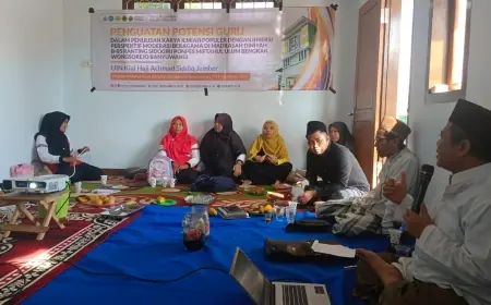 Dua Dosen UIN KHAS Jember Berikan Pelatihan Kepenulisan untuk para Guru di Banyuwangi