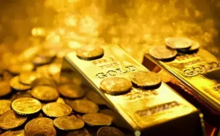 Harga Emas Capai Puncak Mingguan, Didorong Ketegangan Geopolitik Rusia-Ukraina