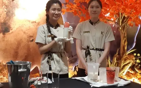 Strawberry Whipped Delight: Mahasiswa PCU Kreasikan Minuman Merah Putih Sambut Pilkada 2024