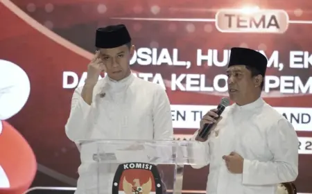Paslon GURU Kenakan Pin Garuda di Dada saat Debat Pamungkas, Simbol Siap Emban Amanah Memimpin Kota Batu
