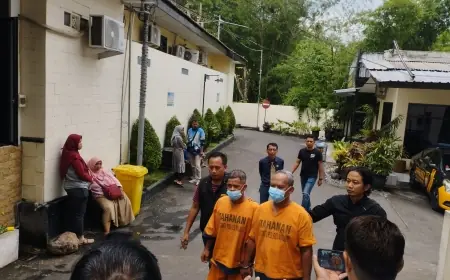 Dua Pelaku Pungli Pantai Banyu Meneng Malang Dibekuk Polisi, Pengunjung Ditarik Rp70 Ribu tanpa Karcis
