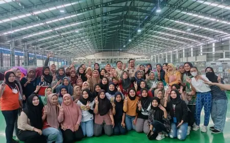 Marhaen-Handy Disambut Meriah oleh Ribuan Pekerja Pabrik Sepatu PT SAI Nganjuk
