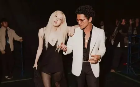 Rose Blackpink dan Bruno Mars Raih Penghargaan Global Sensation di MAMA 2024