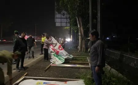 Memasuki Masa Tenang, APK di Kabupaten Malang Mulai Dibersihkan sejak Dini Hari