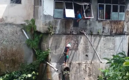 Antisipasi Banjir saat Hujan, Dinas BSBK Bondowoso Normalisasi Gorong-Gorong di Perkotaan