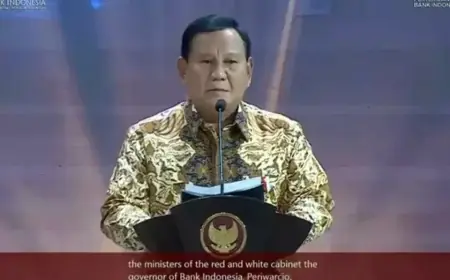 Prabowo Ungkap Kabinet Merah Putih Bekerja seperti Tim Sepak Bola, Tanpa Libur