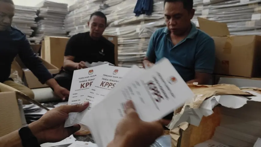 KPU Jombang Mulai Lakukan Pengepakan Surat Suara, Ditarget selesai 6 Hari