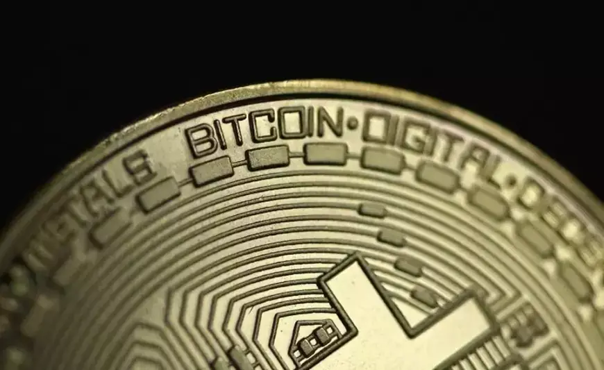 Pasar Kripto Melonjak, Bitcoin Dekati Rekor Tertinggi Sepanjang Masa