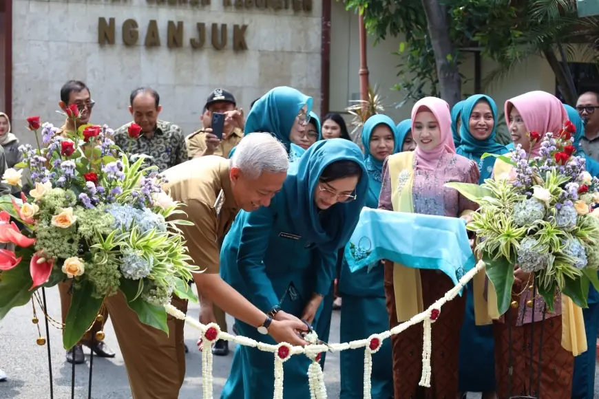 Pj Bupati Nganjuk Buka Acara HKG PKK ke-52,dan BBGRM XXI Tahun Tahun 2024