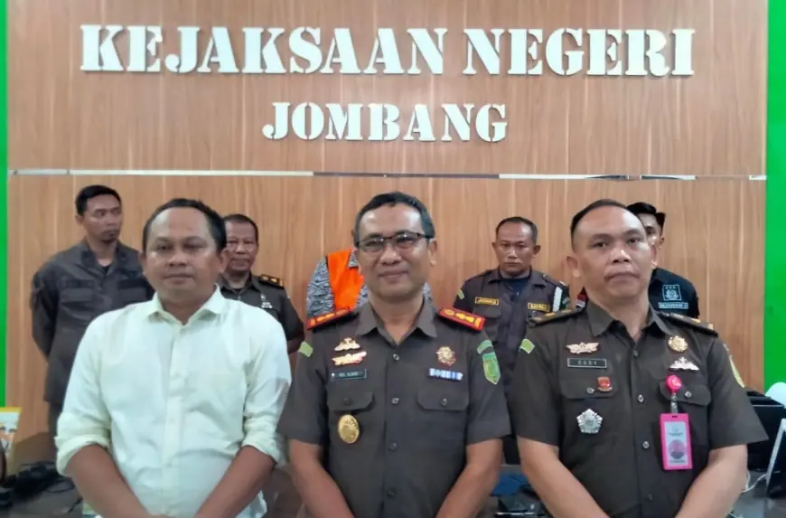 Kajari Jombang Telusuri Kebenaran Oknum Jaksa yang Diduga Terima Aliran Korupsi Dana Hibah