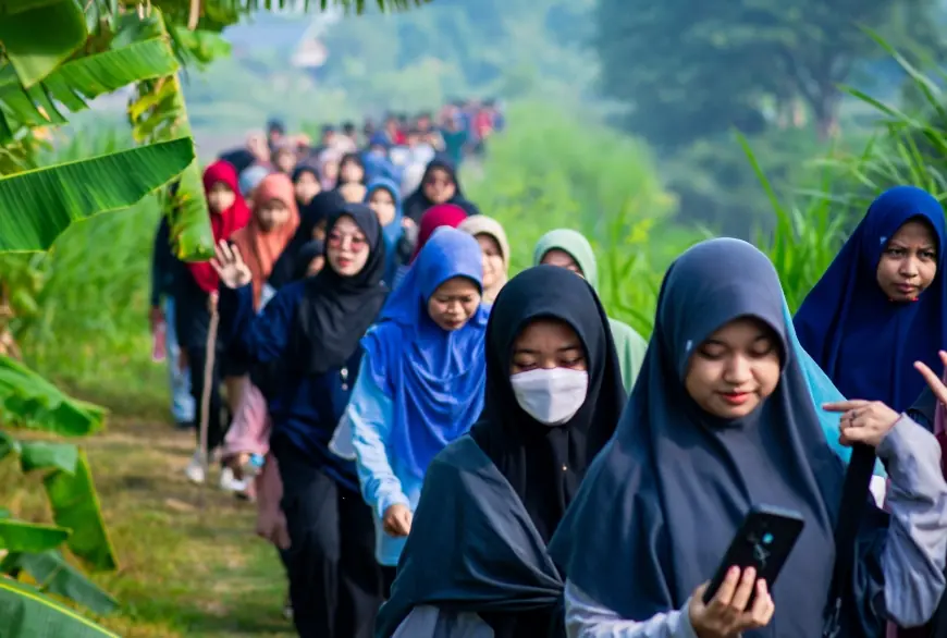 Peringatan Hari Kesehatan Nasional, DPD LDII Jombang Gelar Jalan Sehat dan Bakti Sosial