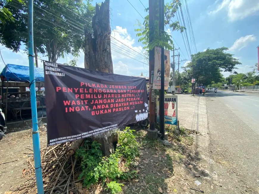 Terbentang Banner Berisi Sindiran untuk KPU Jember, Akademisi: Bentuk Kekhawatiran Publik