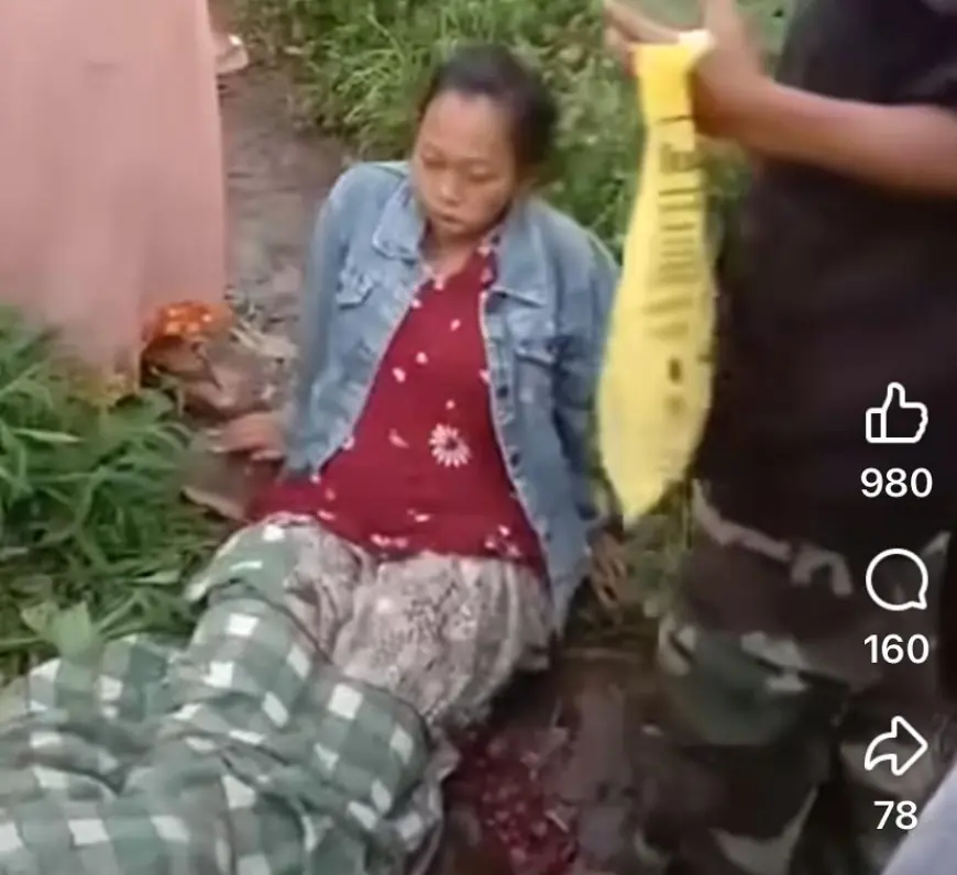 Akibat Jalan Rusak, Seorang Ibu di Jember Terpaksa Melahirkan di Tengah Jalan