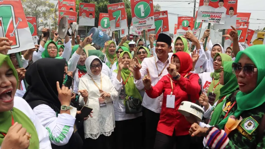 Paslon 01 Gelar Kampanye Akbar di Alun-Alun Jombang, Ini Pesan Mundjidah