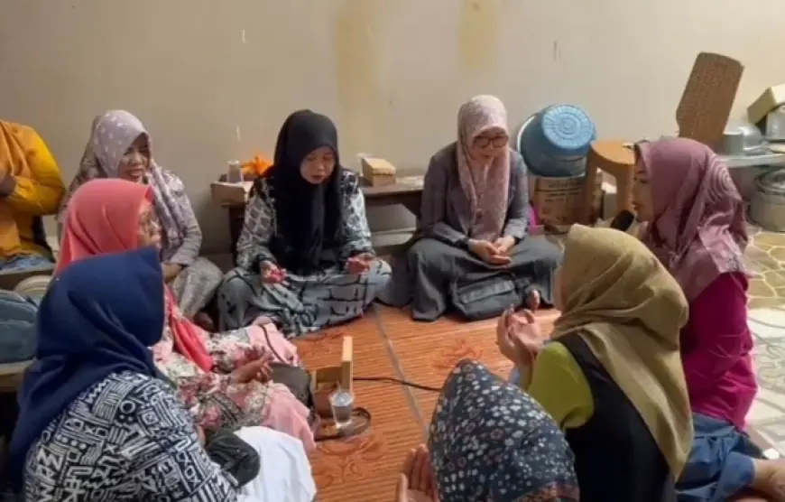 Relawan Putri Pendiri NU Gelar Khatmil Qur'an di 1.942 Majelis, Doakan Pilkada Damai