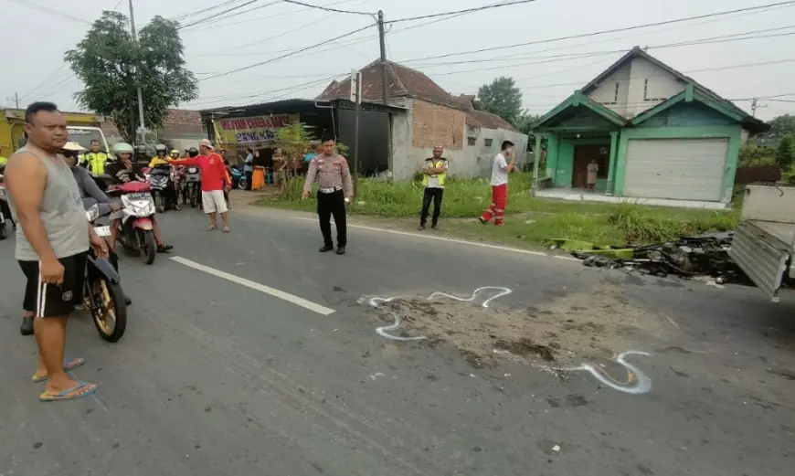 Pemotor Asal Gresik Tewas Terlindas Truk di Mojokerto