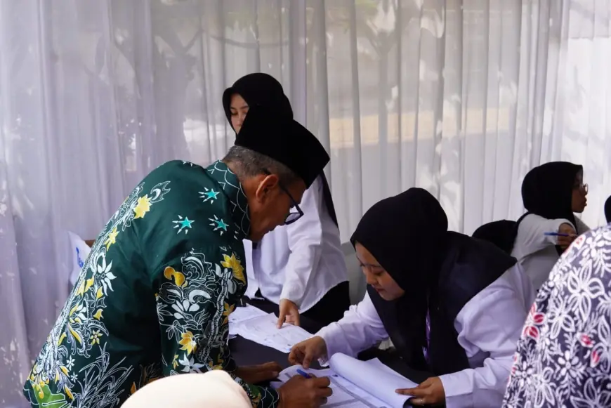 Nyoblos di TPS 01 Desa Wonorejo, Gus Shobih Yakin Menang Mutlak di Pasuruan