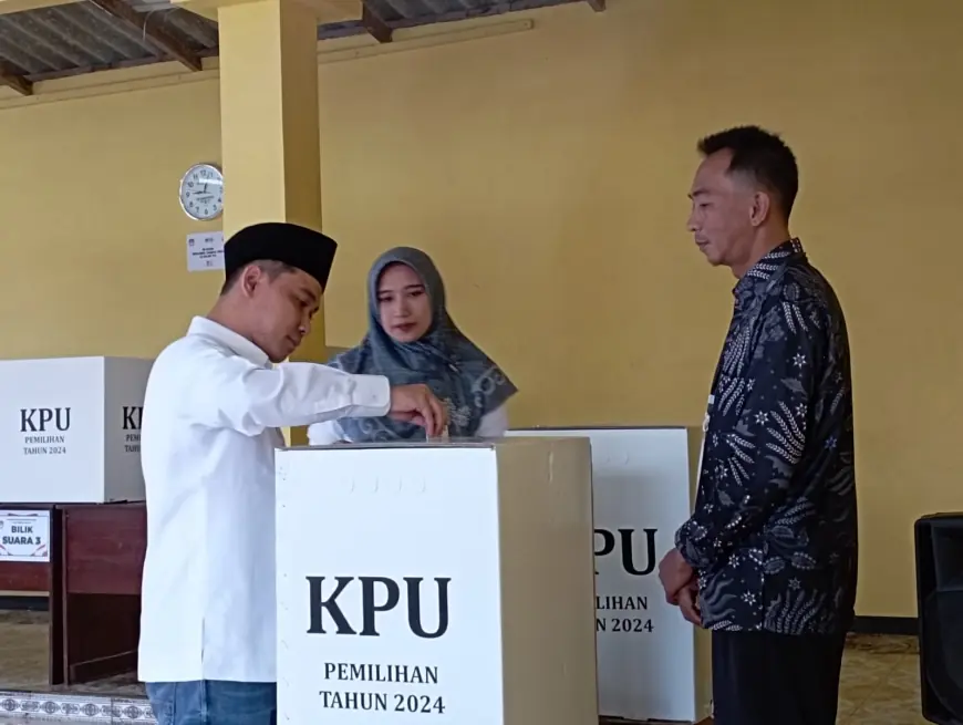 Gus Barra Yakin Menang di Atas 65 Persen, Usai Nyoblos di TPS 02 Desa Kembangbelor Mojokerto