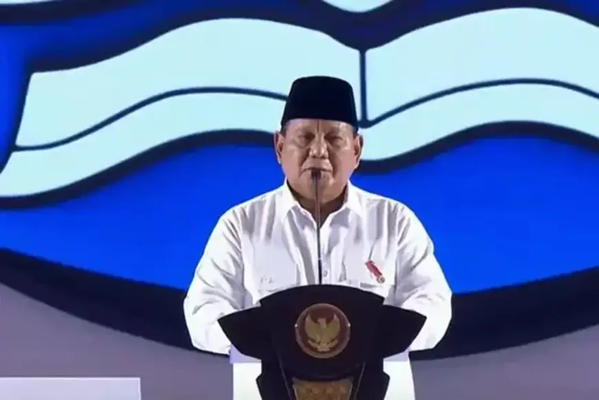 Prabowo Menangis Umumkan Kenaikan Gaji Guru