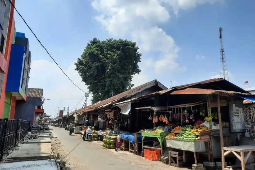 Eksplorasi Pasar Templek Blitar, Destinasi Lokal yang Menawarkan Keunikan dan Kearifan Tradisional