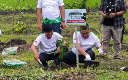 Implementasikan SDGs, Pertamina EP Zona 11 Tanam Pohon Bareng Jurnalis Bojonegoro