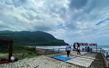 Yuk Liburan ke Cemara Sewu, Surganya Keindahan Laut dan Kuliner Lezat