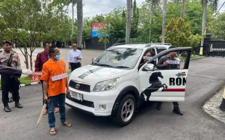 Polisi Gelar Rekonstruksi Kasus Pembunuhan di Lengkong Nganjuk