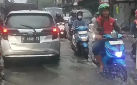 Surabaya Kembali Tergenang, BMKG Prediksi Cuaca Ekstrem Berlanjut hingga Februari 2025