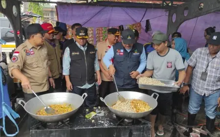Dapur Umum Salurkan 2.000 Nasi Bungkus Perhari Untuk Pengungsi Korban Banjir di Jombang