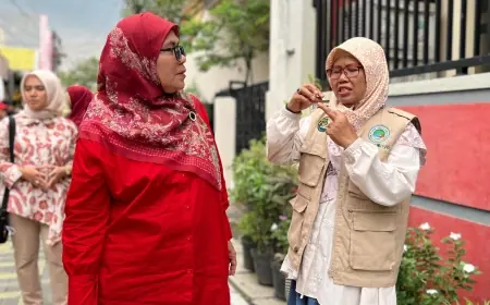 DLH Jawa Barat Belajar Pengelolaan Sampah di Kampoeng Oase Songo Surabaya