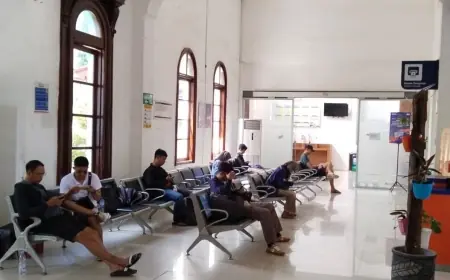 52 Ribu Lebih Tiket Nataru KAI Daop 9 Jember belum Terjual