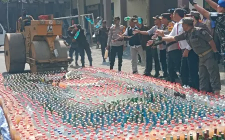 Peredaran Miras di Jombang Masih Marak, 3.627 Botol Dimusnahkan
