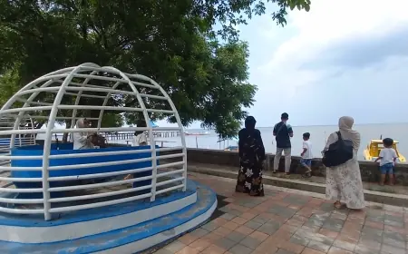 Awal Liburan, The Bentar Beach Alami Lonjakan Pengunjung